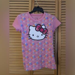Hello Kitty by Sanrio pink t-shirt large